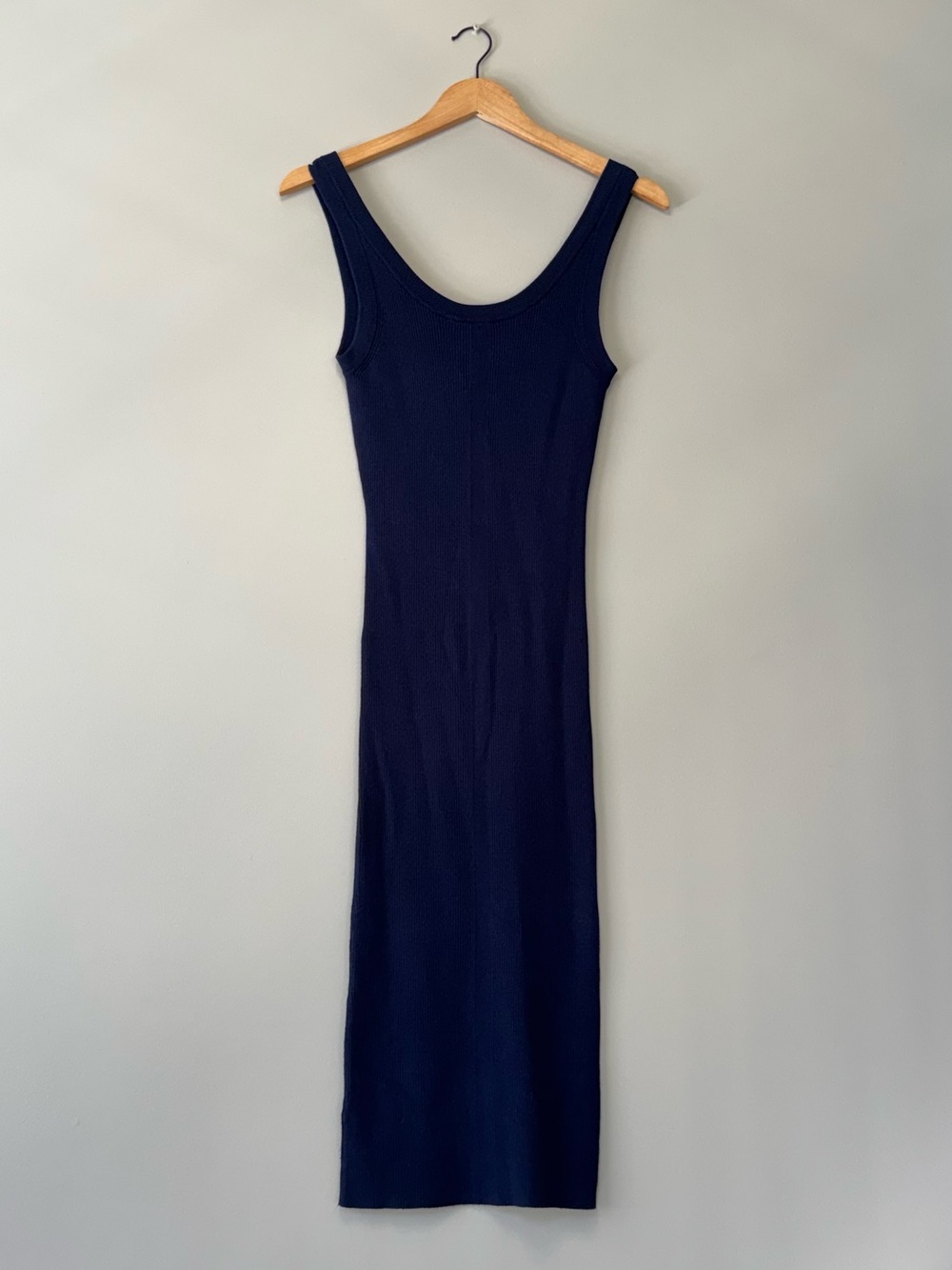 RW&CO. Dark Navy Ribbed Viscose Knit Scoop-Neck Summer Midi Tank Dress